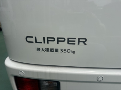 エブリイバンのOEM(スズキ)中古車 内外装写真他