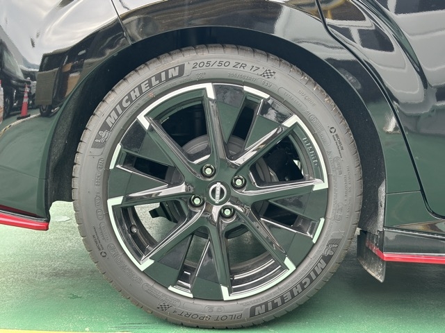 オーラ(ニッサン)中古車 11