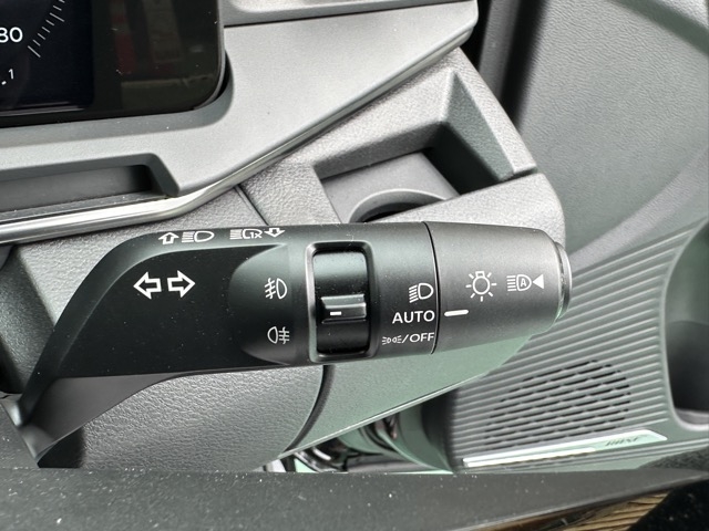 オーラ(ニッサン)中古車 17