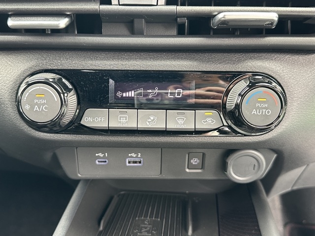 オーラ(ニッサン)中古車 18