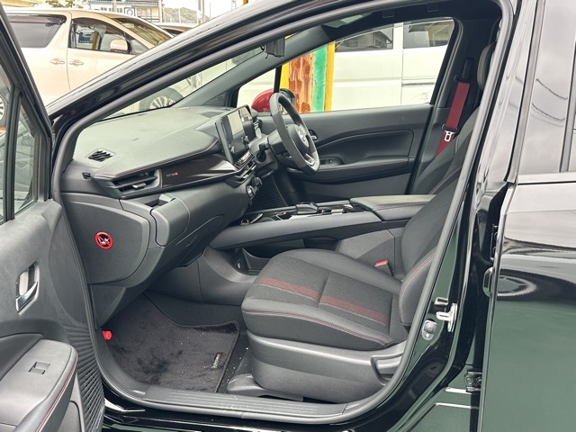 オーラ(ニッサン)中古車 3