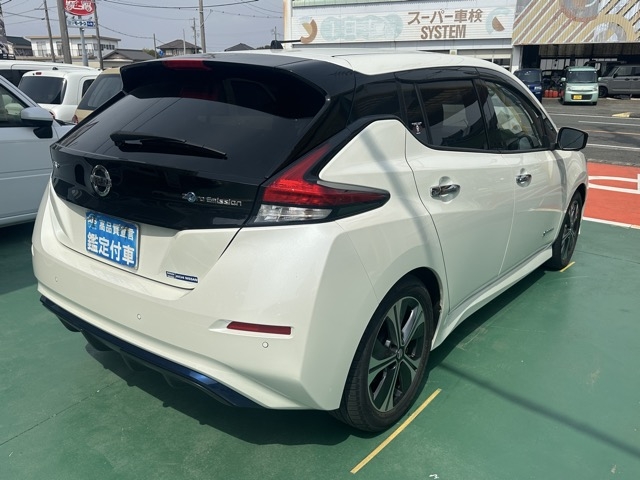 リーフ(ニッサン)中古車 9