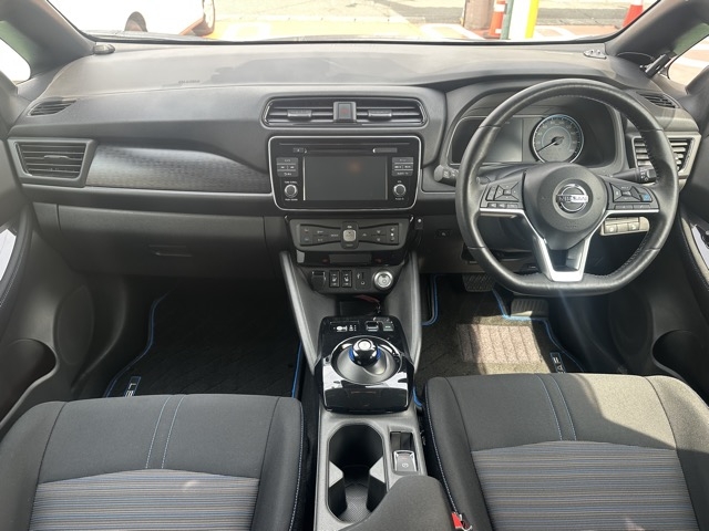 リーフ(ニッサン)中古車 5