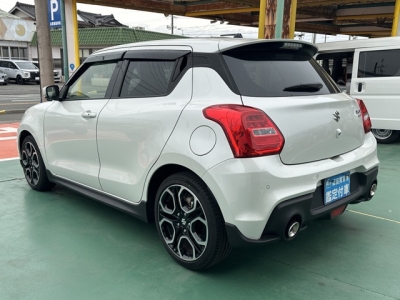スイフトスポーツ(スズキ)中古車 後方