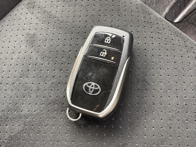 GRヤリス(トヨタ)中古車 12