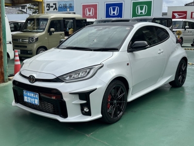 GRヤリス(トヨタ)中古車 前方