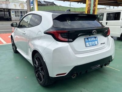 GRヤリス(トヨタ)中古車 後方