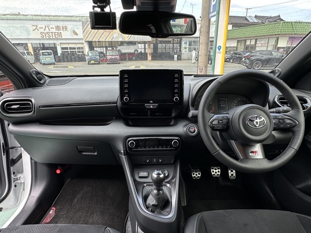 GRヤリス(トヨタ)中古車 4
