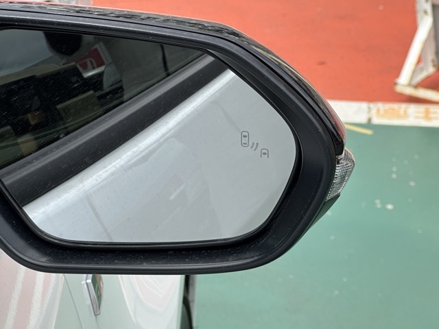 GRヤリス(トヨタ)中古車 12