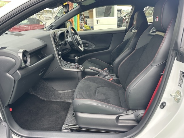 GRヤリス(トヨタ)中古車 3