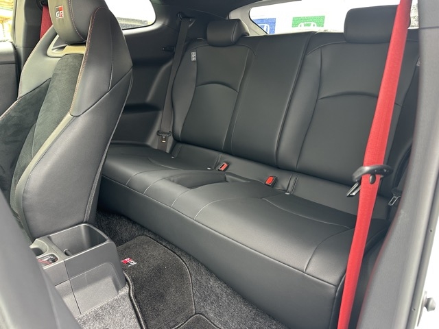 GRヤリス(トヨタ)中古車 4