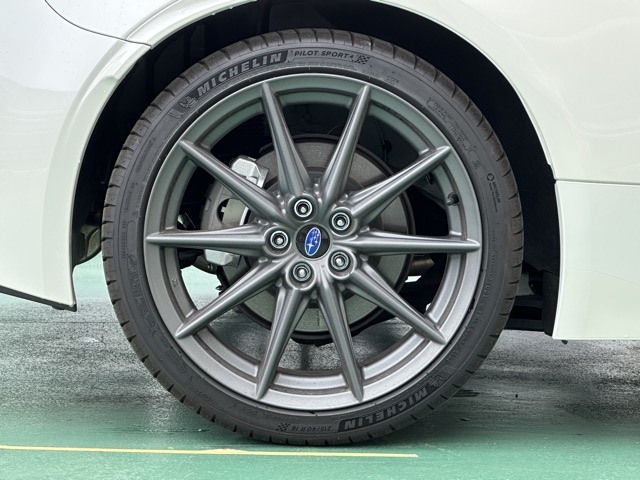 BRZ(スバル)中古車 10