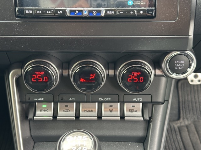BRZ(スバル)中古車 13