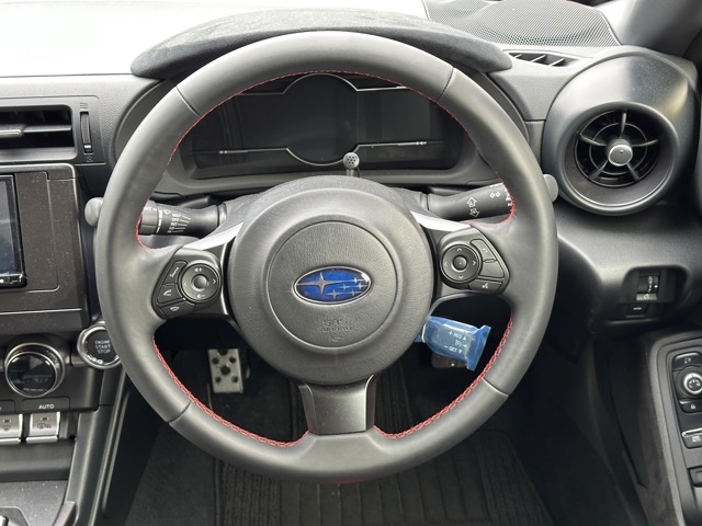BRZ(スバル)中古車 6