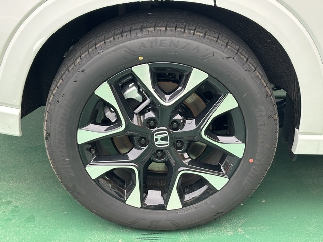 ZR-V(ホンダ)中古車 11