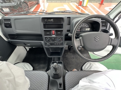 キャリートラック(スズキ)中古車 後席内装