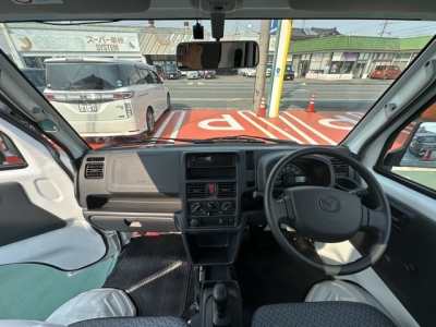 キャリイトラックのOEM(スズキ)中古車 後席内装
