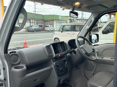 エブリイバン(スズキ)中古車 内外装写真他２