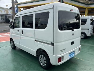 エブリイバンのOEM(スズキ)中古車 後方