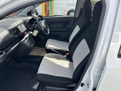 ミライース(ダイハツ)中古車 前席内装