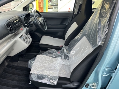 ミライース(ダイハツ)中古車 前席内装