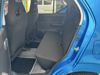 アルトワークス(スズキ)中古車 後席内装