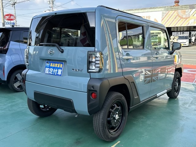 タフト(ダムド)新車見本展示無 3