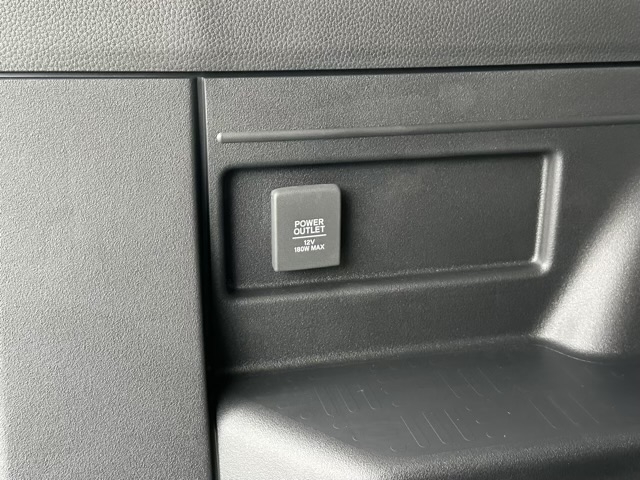 N-VAN(ダムド)新車見本展示無 11