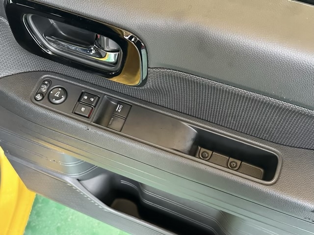 N-VAN(ダムド)新車見本展示無 14