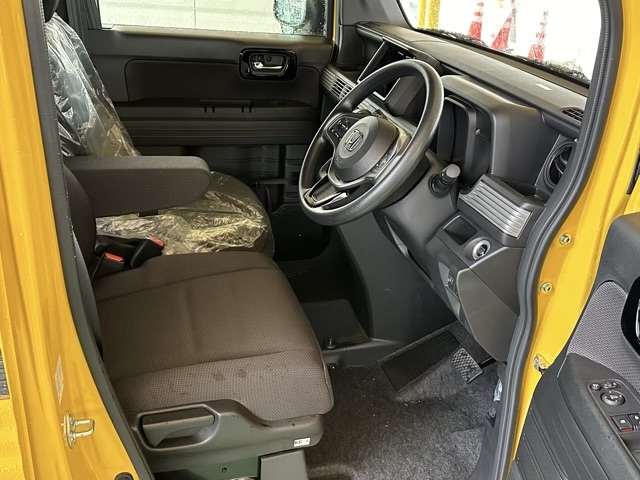 N-VAN(ダムド)新車見本展示無 15