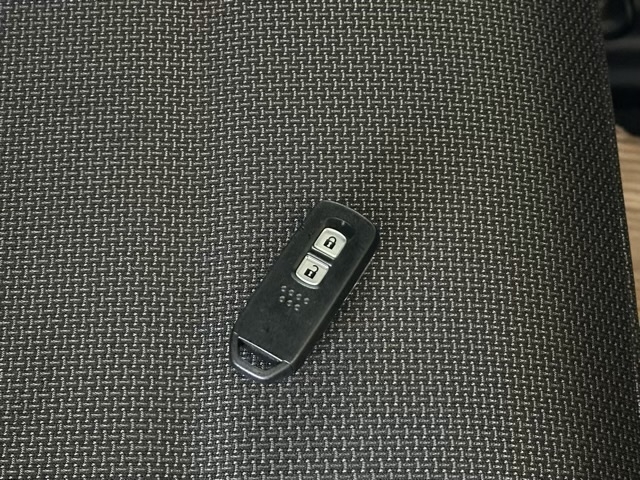N-VAN(ダムド)新車見本展示無 16