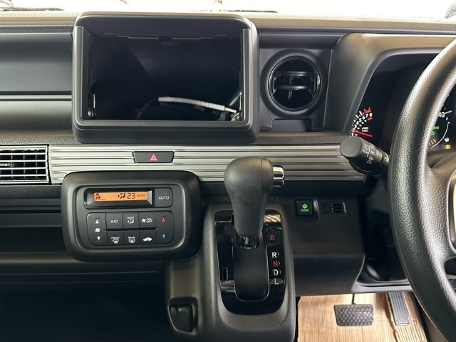 N-VAN(ダムド)新車見本展示無 19