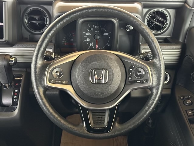 N-VAN(ダムド)新車見本展示無 6