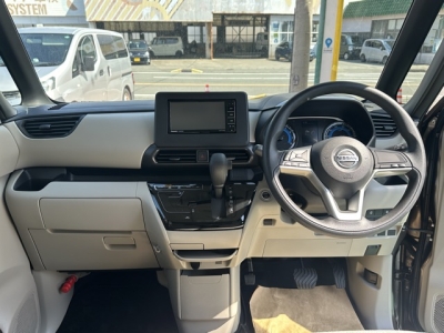 ルークス(ニッサン)中古車 内外装写真他