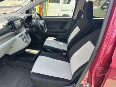 ミライースのOEM(ダイハツ)中古車 前席内装