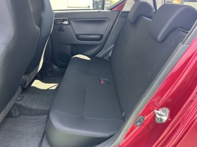 ミライースのOEM(ダイハツ)中古車 後席内装