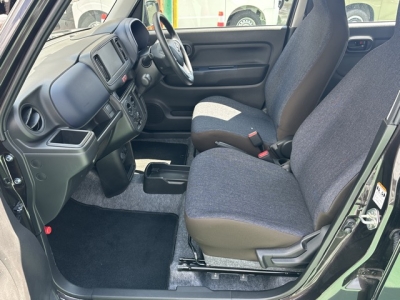 アルトのOEM(スズキ)中古車 前席内装