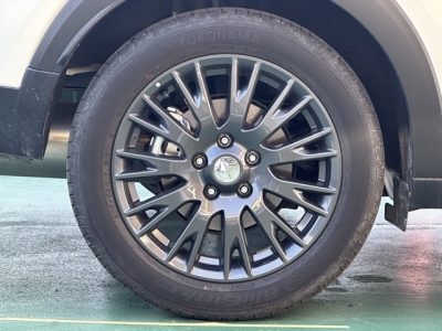 キックス(ニッサン)中古車 内外装写真他２