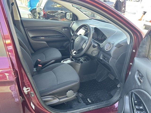 ミラージュ(三菱)中古車 12
