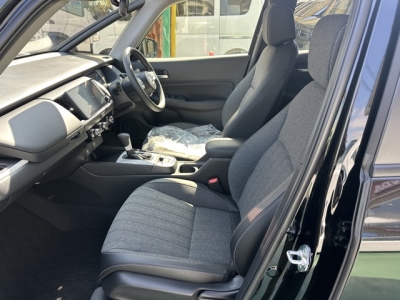 フィット(ホンダ)中古車 前席内装