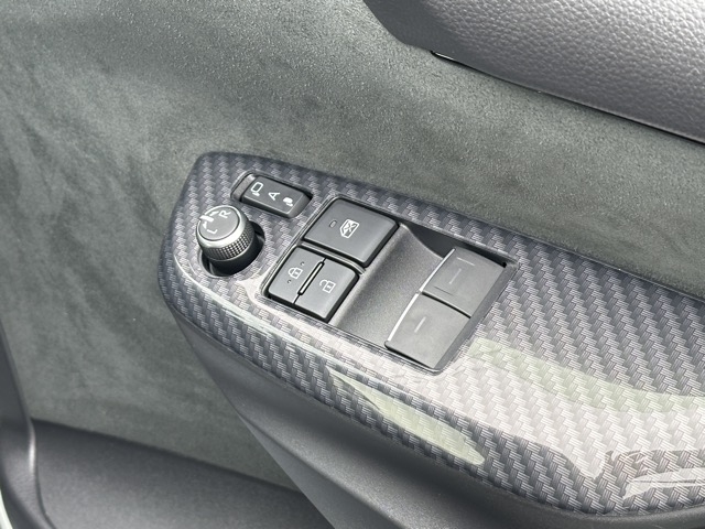 GRヤリス(トヨタ)中古車 13