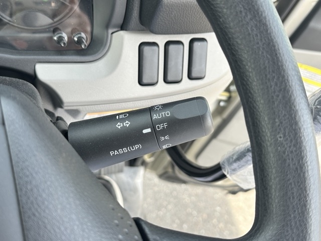 キャンター(三菱)レンタ登録済未使用車 12