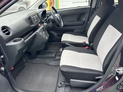 ミライース(ダイハツ)中古車 前席内装