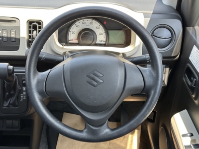 アルト(スズキ)中古車 内外装写真