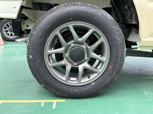 ジムニー(ダムド)新車見本展示無 11