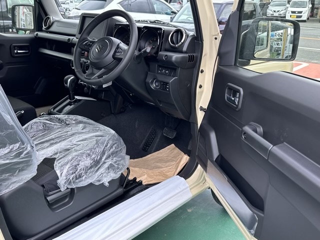ジムニー(ダムド)新車見本展示無 12