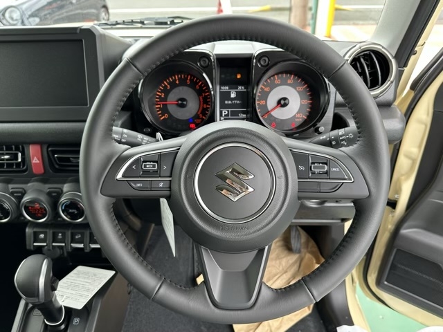 ジムニー(ダムド)新車見本展示無 14