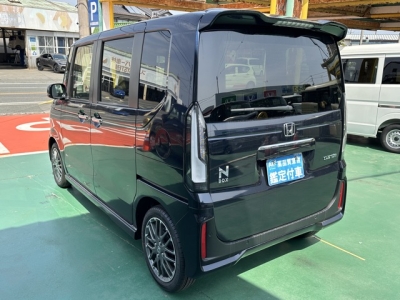 新型N-BOX(ホンダ)届出済未使用車 後方