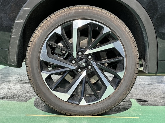 アウトランダー(三菱)中古車 11