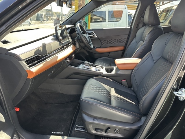 アウトランダー(三菱)中古車 3